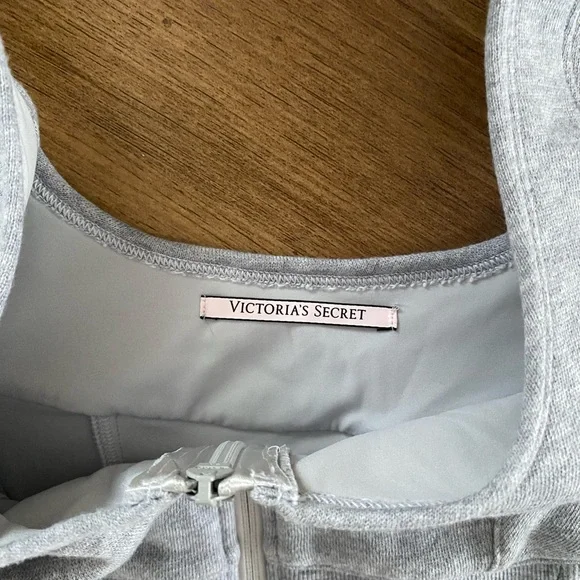 Victoria’s Secret Gray Zippered fleece corset top size XL - Picture 3 of 5